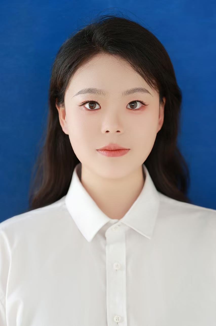 岳欣宇