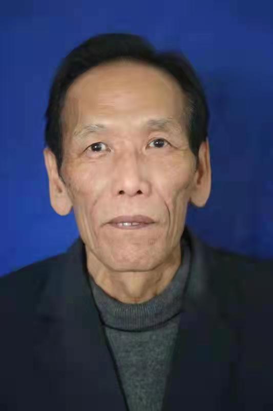 肖鸿根