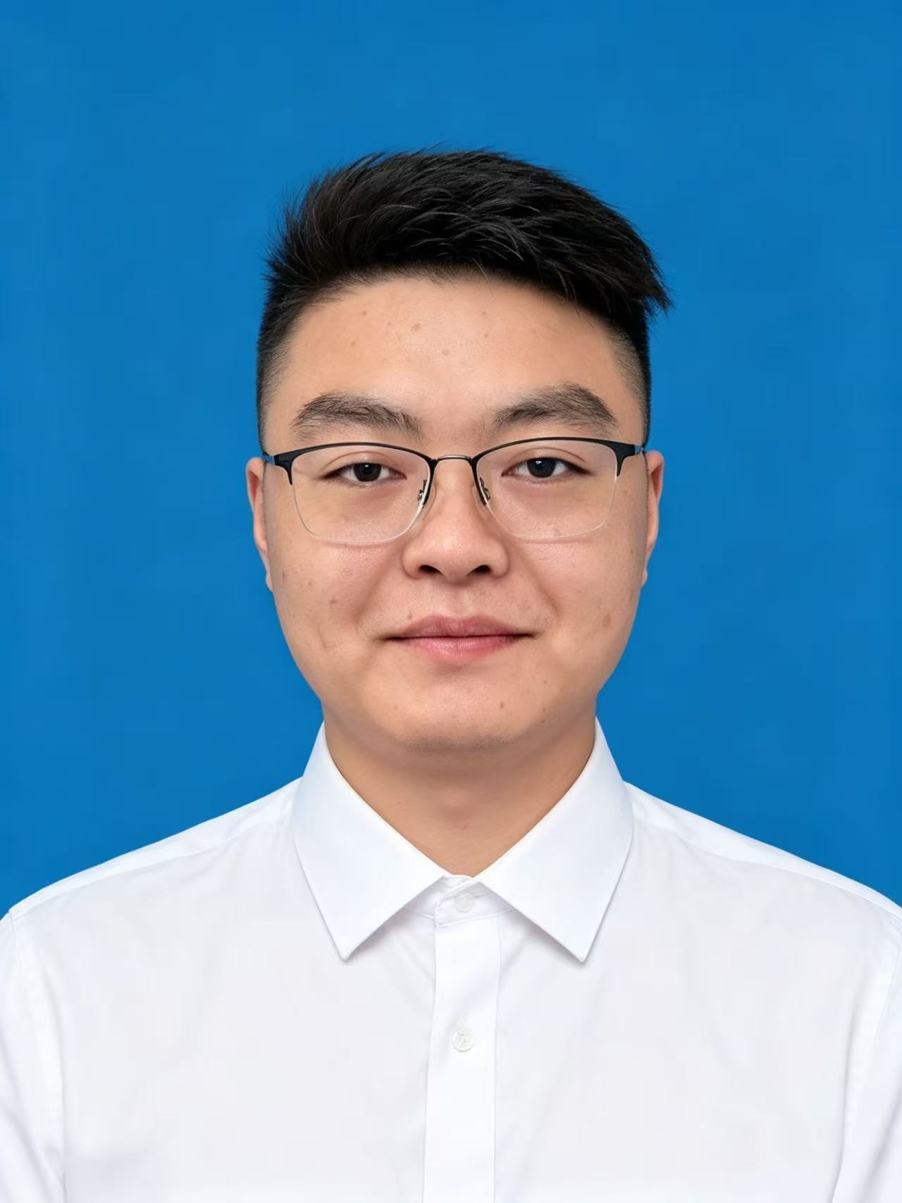 罗新