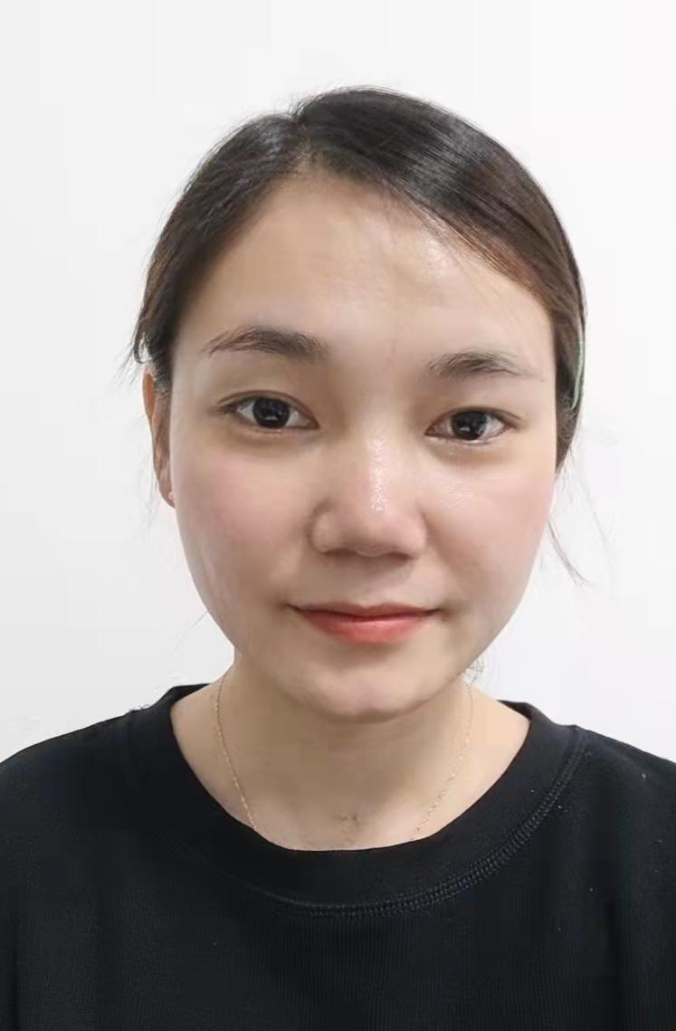 黄静