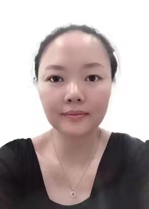 肖霞