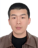 李梓铭