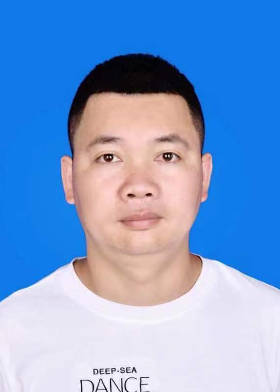 邓华富
