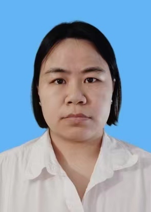 李露丹