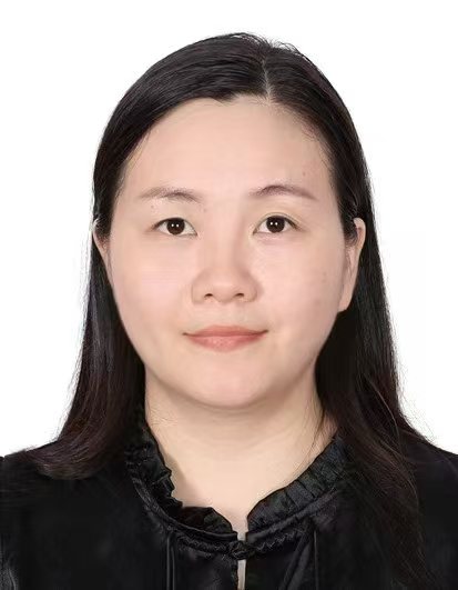 卢映玲