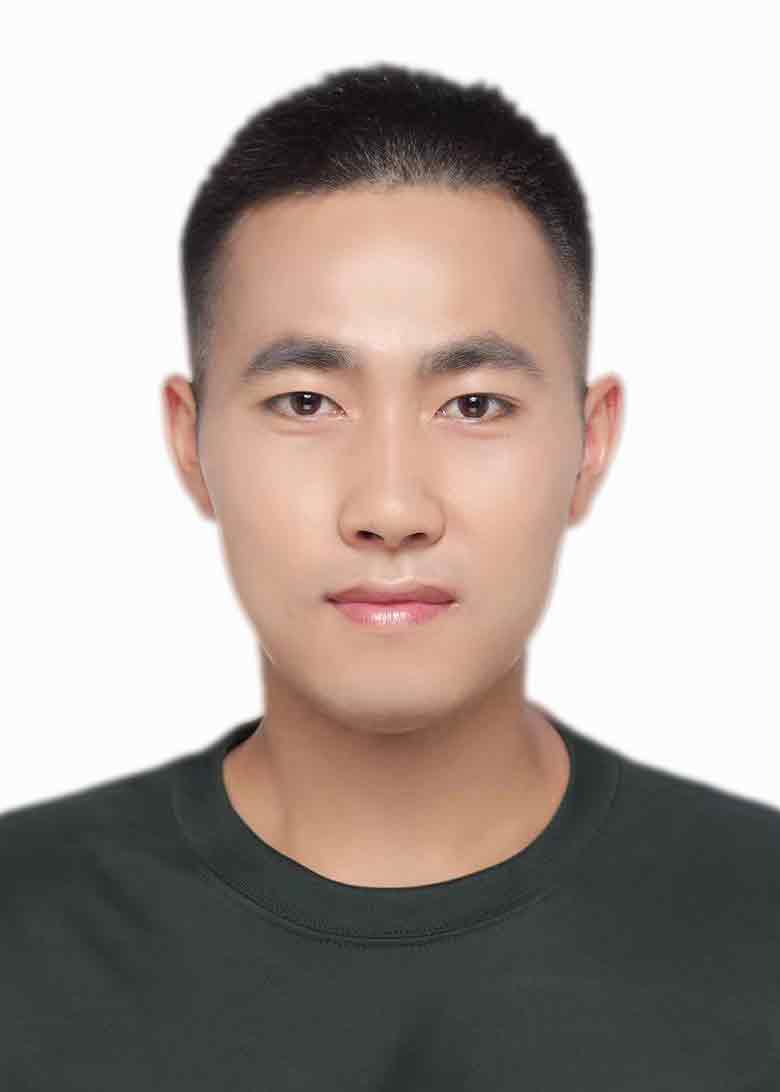 周新超
