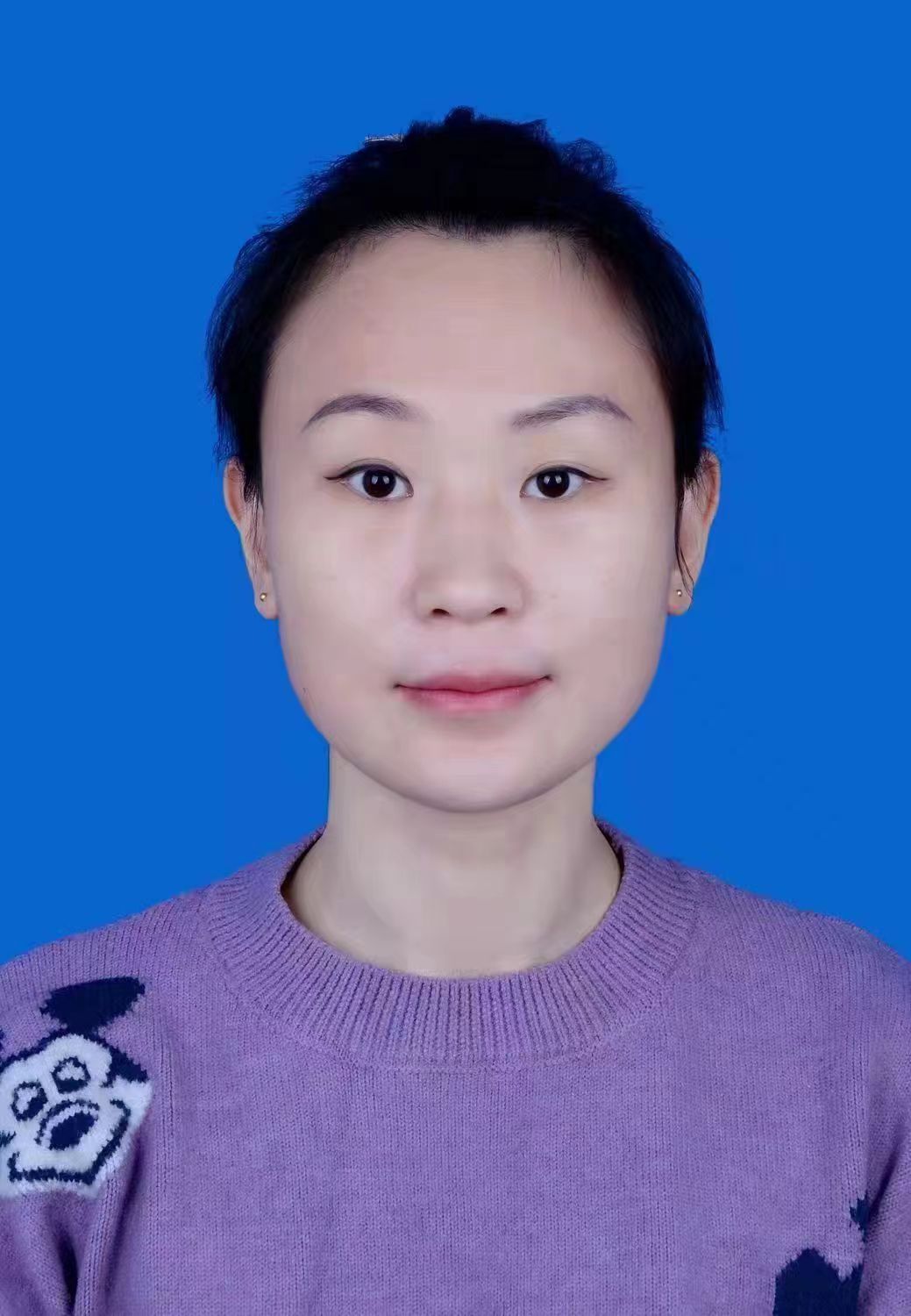 董瑞娜