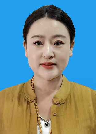 杨玲