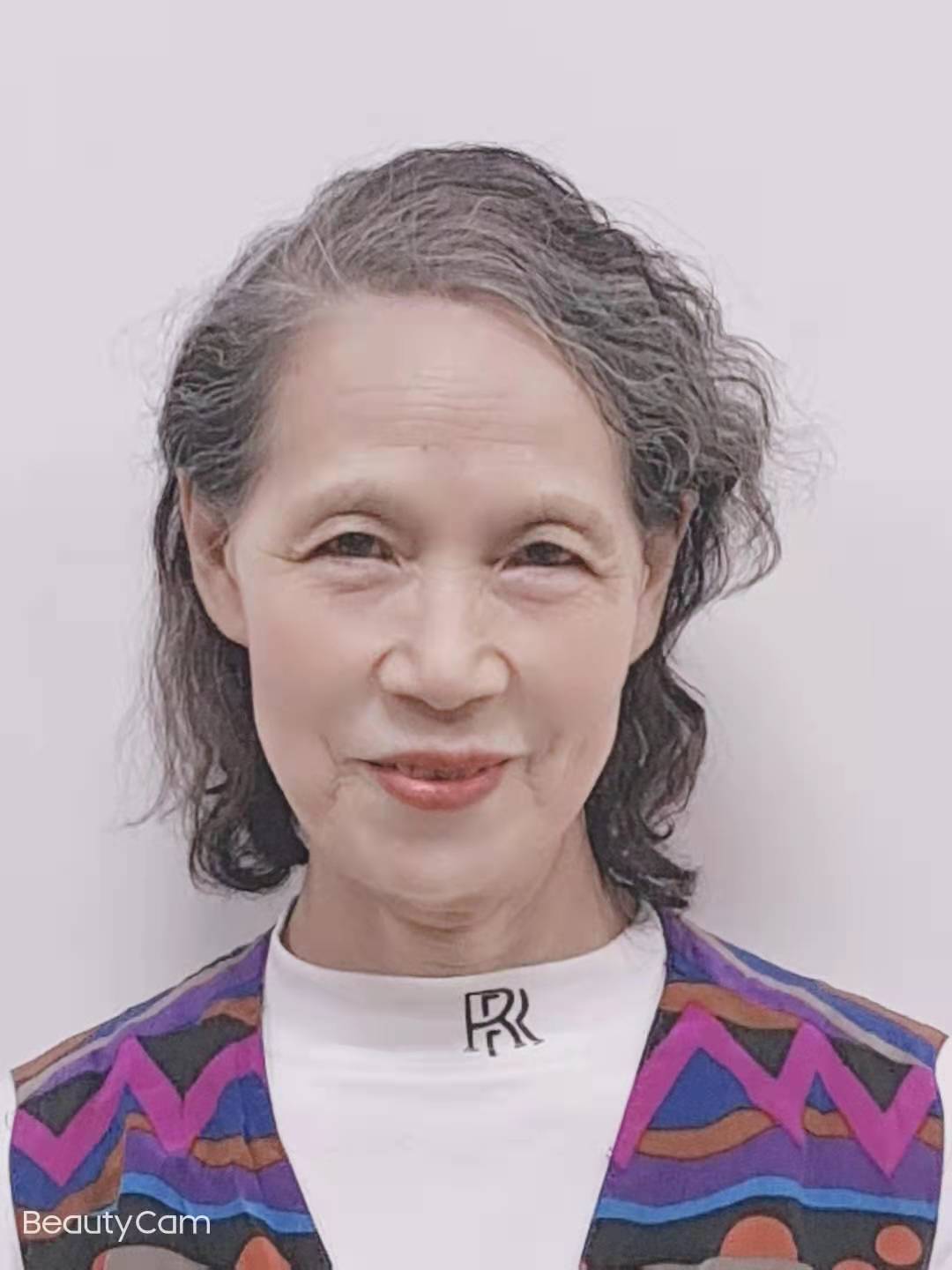 周宇芳